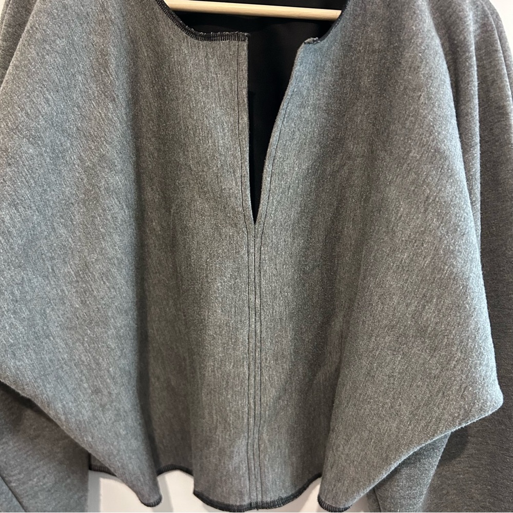 Sammy B Cropped Long Sleeve Gray Blouse Size Medium Art To Wear Oversized - Picture 3 of 7